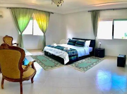 Villa de Luxe à Vendre à Marrakech – 4400m² d'Élégance - 2