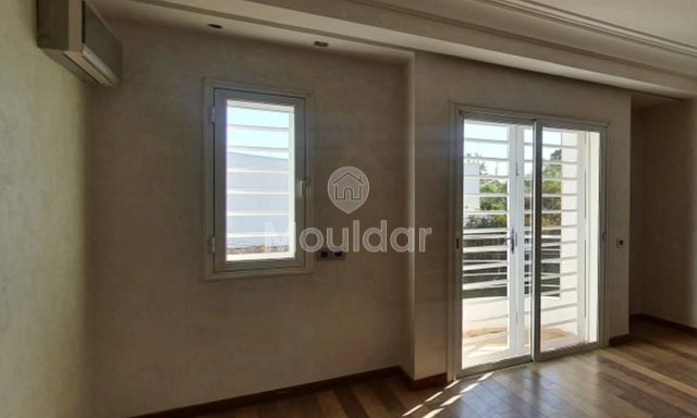 فيلا واسعة للإيجار في الدار البيضاء - كاليفورنيا - 2