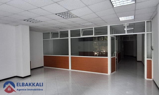 Local comercial en alquiler en el centro de la ciudad — Tánger, Centro de la ciudad