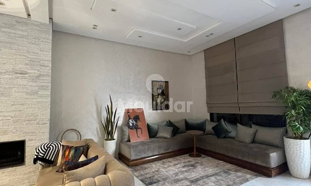 فيلا حديثة للبيع في فاس - مثالية لعائلتكم