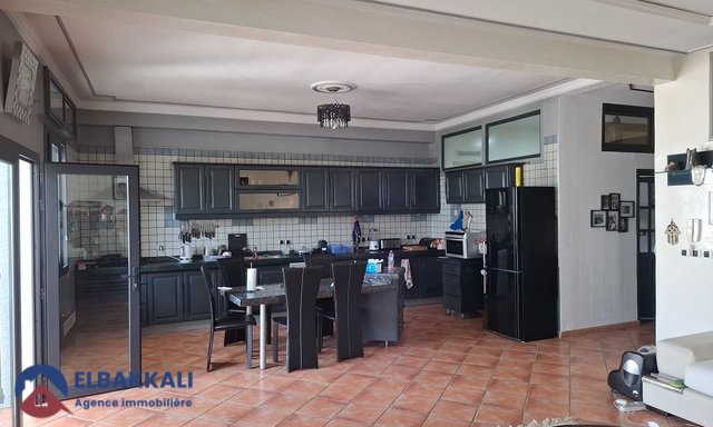 Superbe Villa vue sur mer à Vendre à Larache: 5 Chambres, 550 m²! — Tanger, Autre secteur - 16