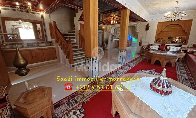 Villa Luxueuse à Vendre à Marrakech - 3 Chambres Spacieuses - 4