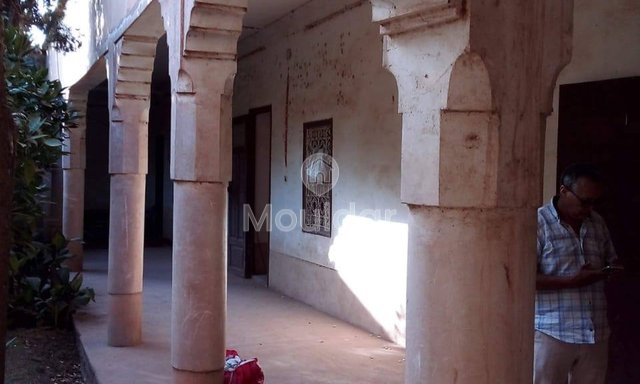 RIAD πώληση: Αποδράσεις Γεωργίας σε 3000m² στο Μαρακές