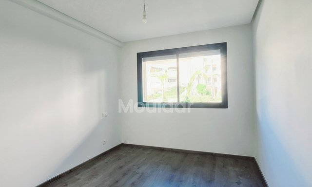 شقة للإيجار في دار بوعزة: 3 غرف مريحة - 4