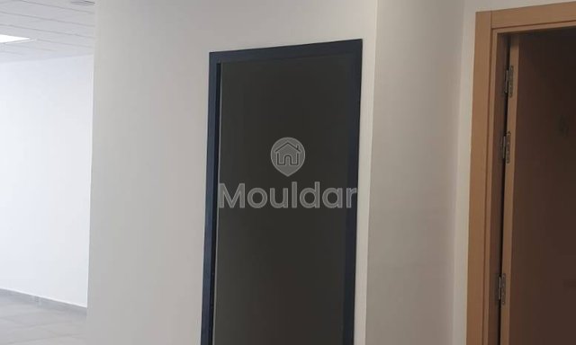 مكتب للايجار في الدار البيضاء - حي المستشفيات، 79م² - 4