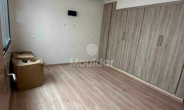 فيلا أنيقة للإيجار في الدار البيضاء - حي الليمون - 2