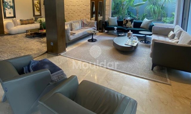 Villa de Luxe à Dar Bouazza : 5 Chambres, 780m² à Vendre - 2