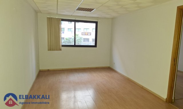 Oficina en venta en Tánger: 80m² con 4 habitaciones — Tánger, Administratif - 5