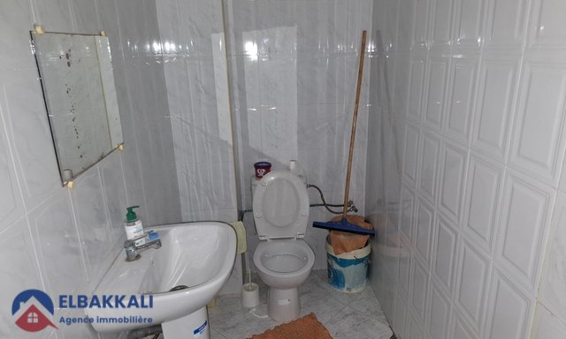 Oficina en venta en Tánger: 80m² con 4 habitaciones — Tánger, Administratif - 9