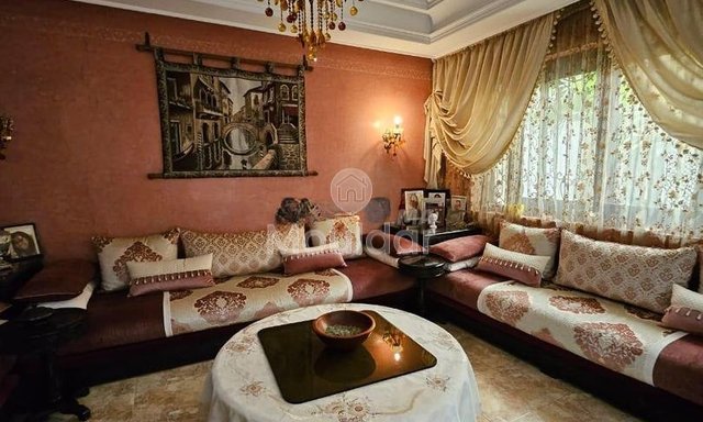 Villa Élegante à Vendre à Marrakech - 4 Chambres Spacieuses - 2