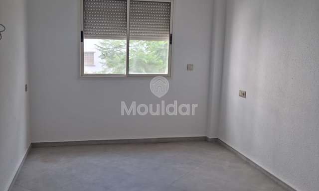 Mieszkanie do wynajęcia w Agadirze: 2 pokoje na trzecim piętrze