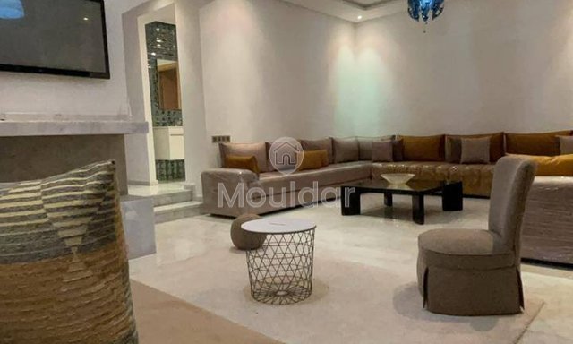 فيلا حديثة للإيجار في دار بوعزة - 3 غرف نوم واسعة