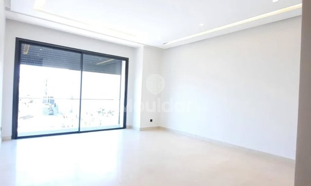 Luminoso Appartamento in affitto a Casablanca - 3 camere spaziose - 2