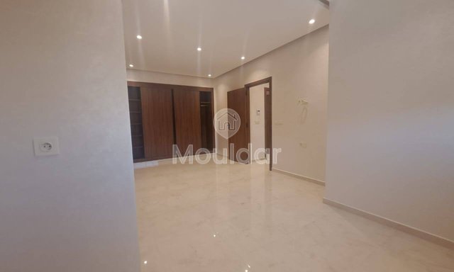 Tanger'da Satılık Dubleks - Şehir Merkezi, 2 geniş yatak odası - 3