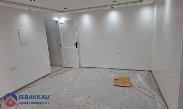 Espacio de Oficina en Alquiler en Tánger - Drissia, 85m² — Tánger, Drissia