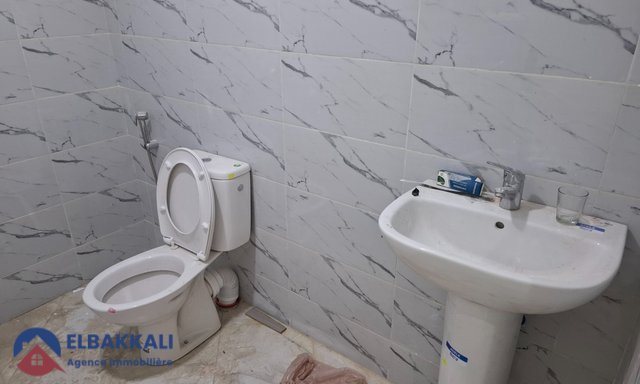 Espacio de Oficina en Alquiler en Tánger - Drissia, 85m² — Tánger, Drissia - 11