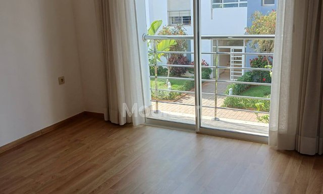 Studio zum Verkauf in Dar Bouazza: 73m² Komfort