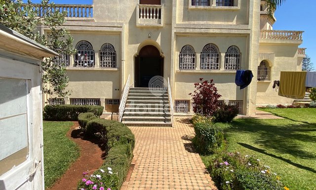 فيلا للبيع في الرباط-السويسي: فرصة استثنائية