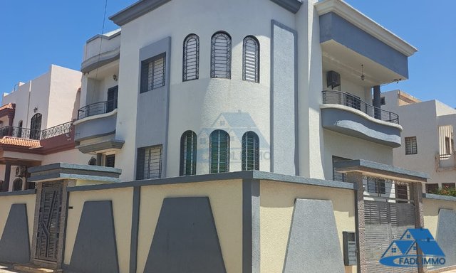 SALE OF A CHIC VILLA IN THE OULED OUJIH NEIGHBORHOOD KENITRA — Kenitra, Ouled Oujih - 2