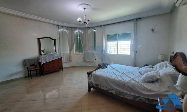SALE OF A CHIC VILLA IN THE OULED OUJIH NEIGHBORHOOD KENITRA — Kenitra, Ouled Oujih - 12