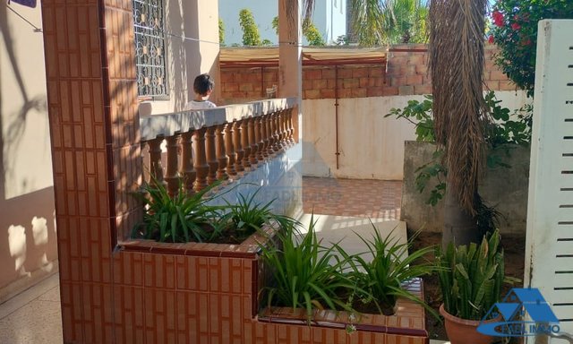 SALE OF A VILLA TO RENOVATE IN BIR RAMI NEXT TO BADR MOSQUE KENITRA — Kenitra, Bir Rami