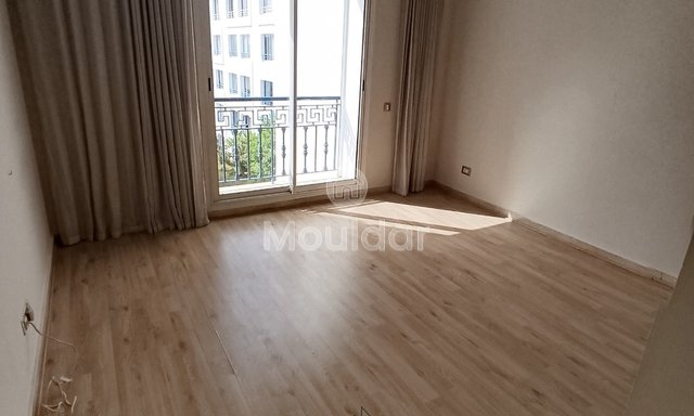 Spacious apartment for sale in Casablanca Maarif - 169 m² - 3