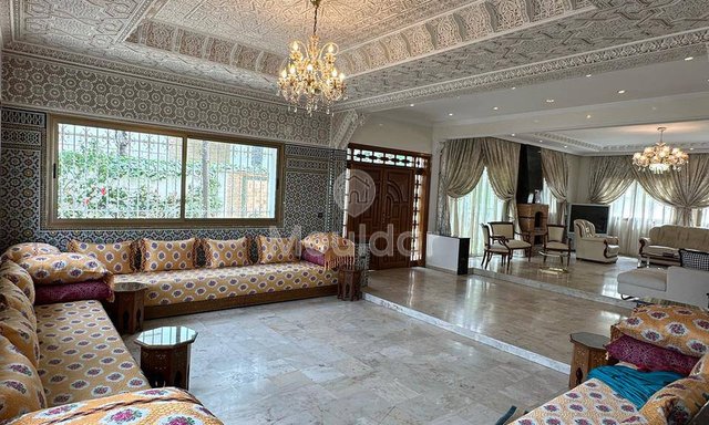 بيع فيلا فسيحة في الدار البيضاء - سيدي مروان، 4 غرف نوم