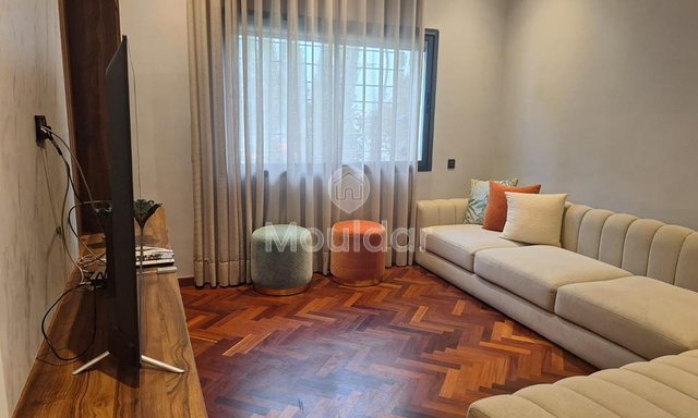 فيلا واسعة للإيجار في دار بوعزة - 4 غرف نوم - 3