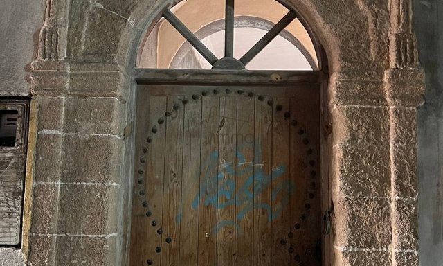 رياض استثنائي للبيع: 6 غرف في قلب الصويرة! - 3