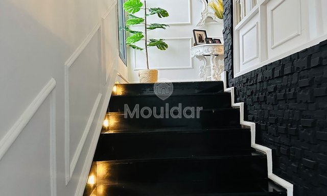 El Menzeh'de İstisnai Villa: Satılık 5 Yatak Odası - 4