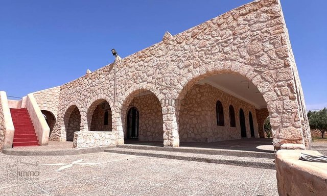 منزل ساحر بـ 3 غرف نوم مع مسبح في الصويرة للبيع - 3