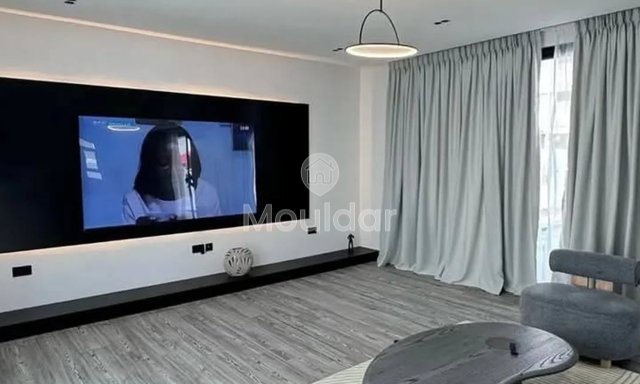 فيلا فسيحة للبيع في الدار البيضاء: 5 غرف استثنائية - 3