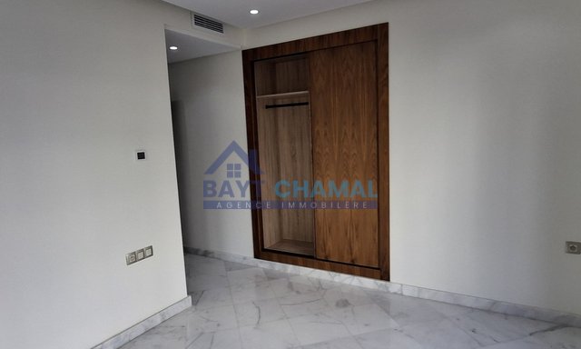 بيع شقة فاخرة في مالابا­ta هيلز — طنجة, مالاباطا - 3