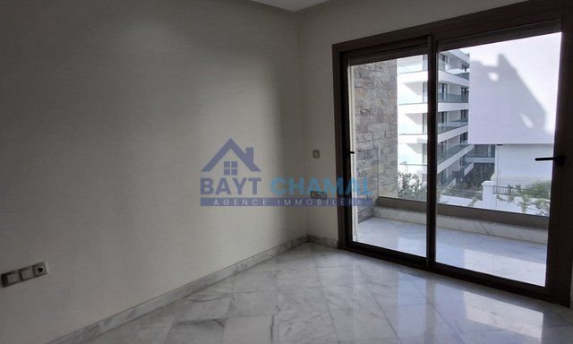 بيع شقة فاخرة في مالابا­ta هيلز — طنجة, مالاباطا - 2