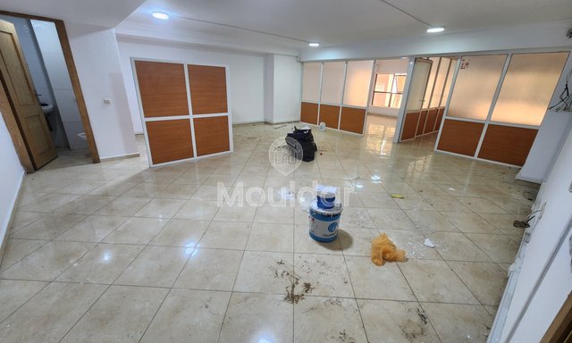 مكتب للايجار في القنيطرة - ميموزا، 100م² مع غرفتين - 2