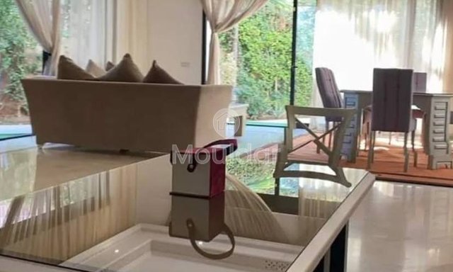 Villa de Luxe à Vendre à Marrakech - 5 Chambres Spacieuses - 4