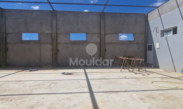 فرصة فريدة: قطعة أرض صناعية بمساحة 2400 متر مربع في القصر الكبير - 4