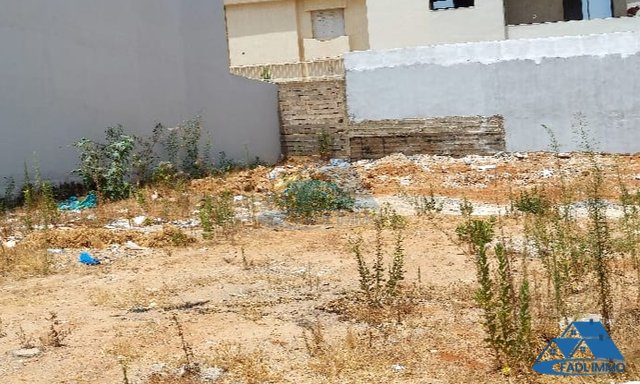 بيع قطعة أرض فيلا 365 م² في الغولف بكينيترا — القنيطرة, الحدادة