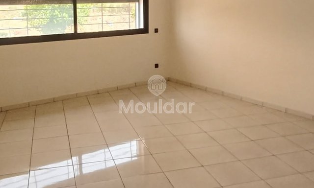 فيلا فسيحة للبيع في القنيطرة - 6 غرف نوم أنيقة