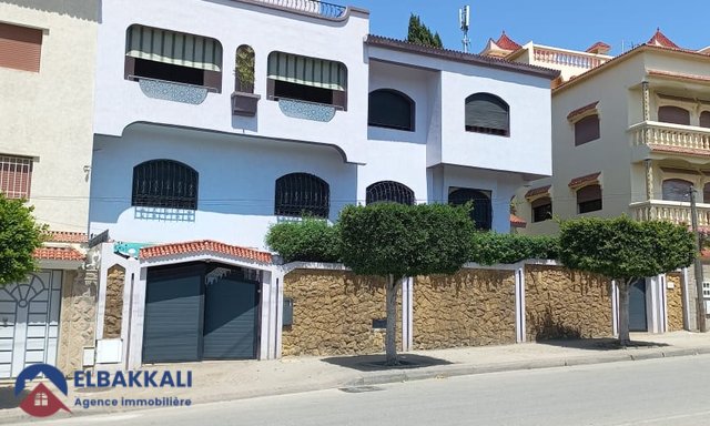 Villa spacieuse à vendre à Tanger - Charf, 7 chambres ! — Tanger, Charf - 8