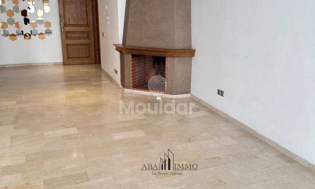 Spacious Apartment for Rent: 3 Bedrooms in Casablanca