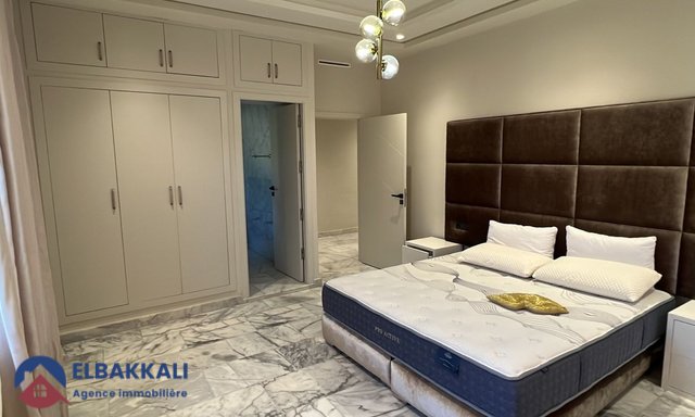 Encantador Apartamento de 250m² amueblado en Alquiler en Tánger - Moujahidine — Tánger, Moujahidine
