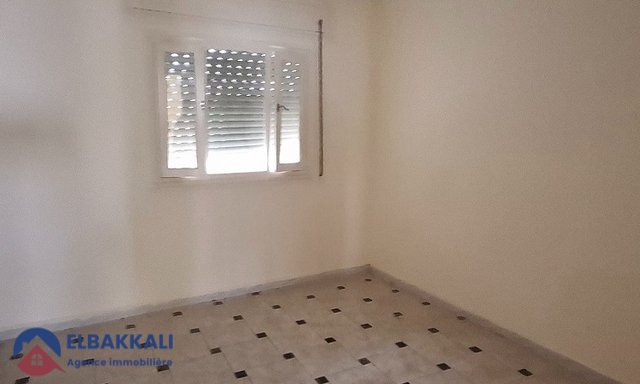 Oficina en venta en el corazón de Tánger — Tánger, Centro de la ciudad - 3