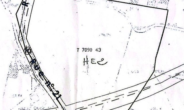 أرض للبيع في مراكش: فرصة فريدة بمساحة 30,000 م² - 3