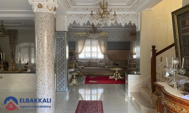 Villa Spacieuse à Vendre à Tanger - Val Fleuri — Tanger, Val Fleuri - 4