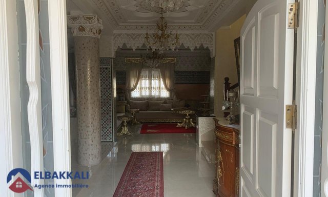 Villa Spacieuse à Vendre à Tanger - Val Fleuri — Tanger, Val Fleuri - 3