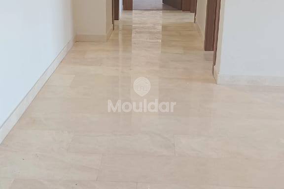 شقة جميلة للإيجار في الدار البيضاء - كاليفورنيا، 3 غرف نوم - 3