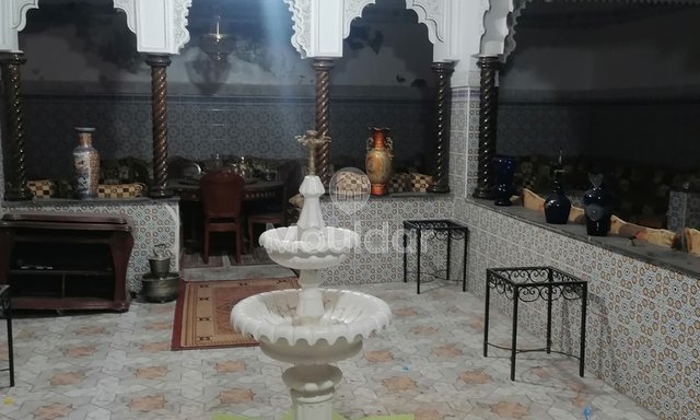 رياض أصيل للبيع في قلب مراكش، 9 غرف نوم - 2