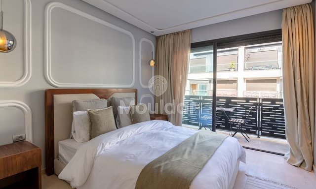 Apartment for Rent in Aïn Diab: 2 Bedrooms - 4