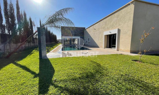 فيلا فاخرة في مراكش: هروب مثالي بـ 5 غرف نوم - 3